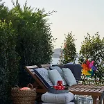 Root Redrock Villa