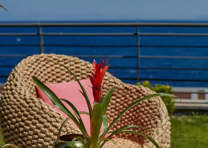 Root Redrock * Yalıkavak