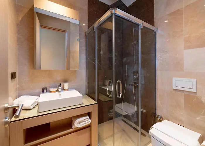 فيلة Root Redrock *