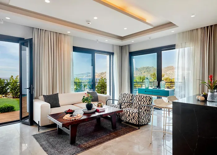 Root Redrock يالِكافاك